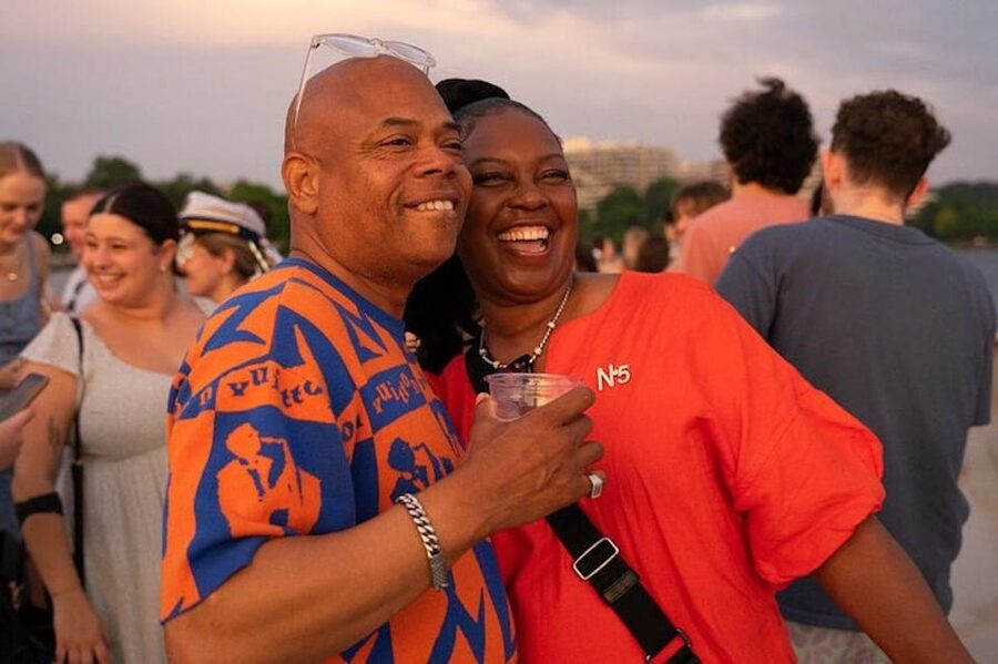 Washington DC: Sightseeing Brunch Cruise with Open Bar - Open Bar, From Mimosas to High Noon Seltzers