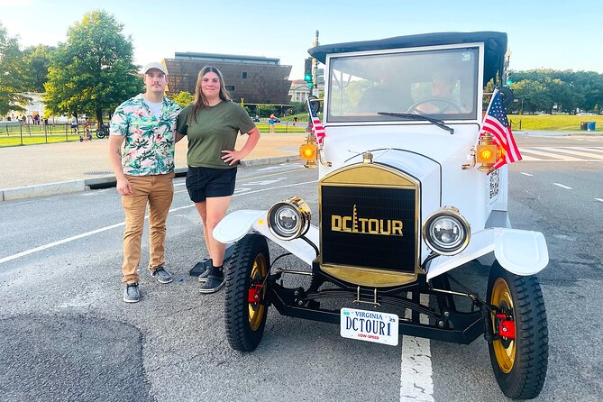 Washington DC Sightseeing Tour by Electric cart or Vintage Car - The Washington Monument and National Mall