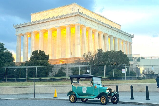 Washington DC Sightseeing Tour by Electric cart or Vintage Car - Jefferson Memorial Along the Tidal Basin