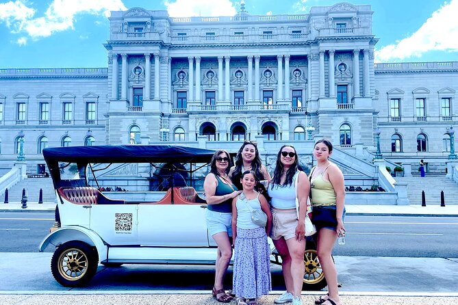 Washington DC Sightseeing Tour by Electric cart or Vintage Car - World War II and Martin Luther King, Jr. Memorial