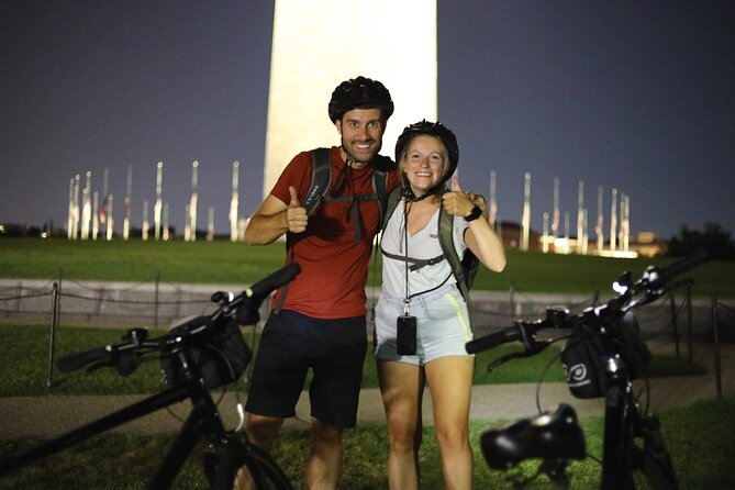 Washington DC Sites at Night Guided Bicycle Tour - WWII Memorial and Constitution Gardens