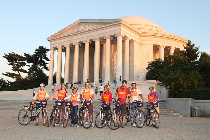Washington DC Sites at Night Guided Bicycle Tour - Lincoln and Korean War Memorials