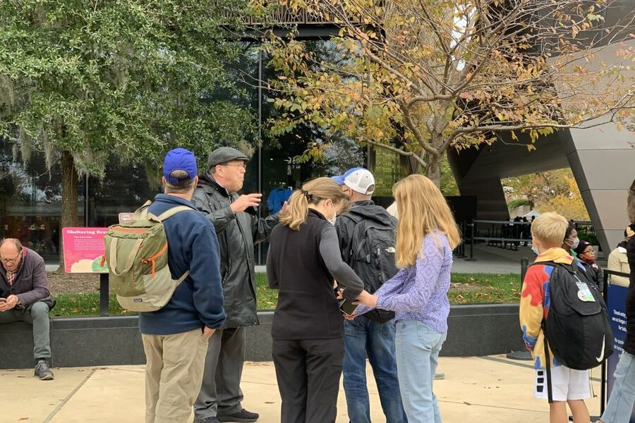 Washington DC: Walking Tour and African American Museum - What the guides add