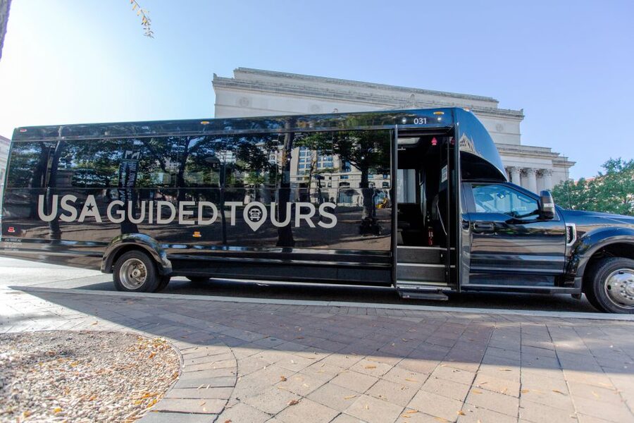 Washington DC: Washington Monument Entry & DC Highlights - Who should book this Washington DC tour?
