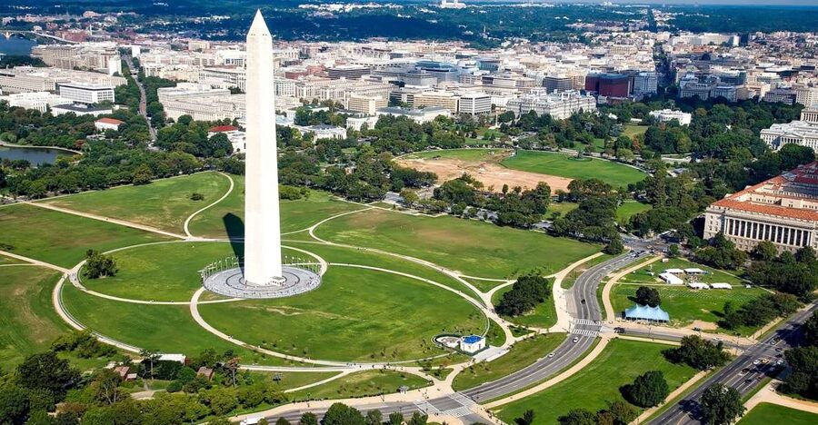 Washington DC: Washington Monument Entry & DC Highlights - The Capitol and White House from the outside